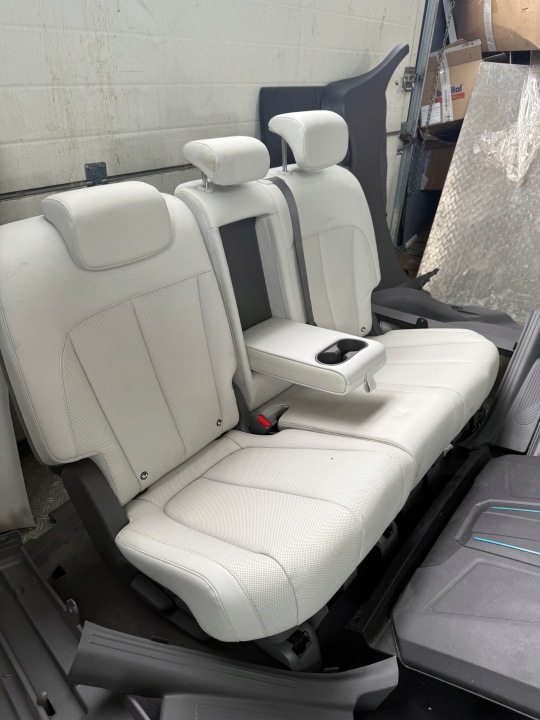 фото №10, Hyundai ioniq v 5 21- сидіння диван обшивки салон комплект