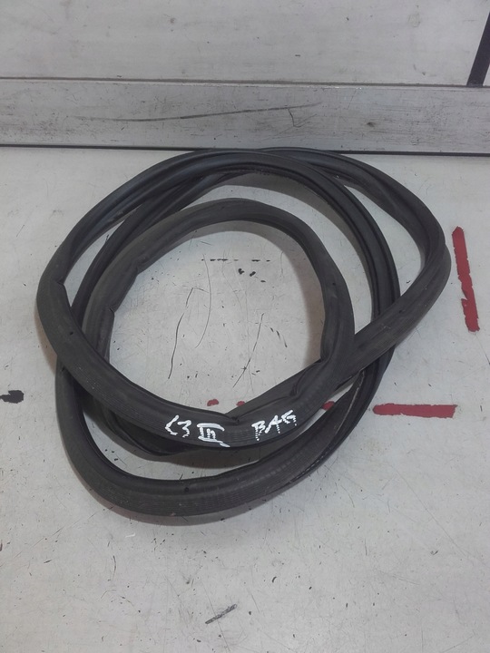 фото №1, Citroen c3 iii прокладка кришки багажника