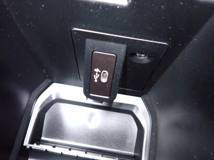 фото №10, Тунель підлокітник панель рамка ручний usb європа 6818594 bmw x3 g01 21r