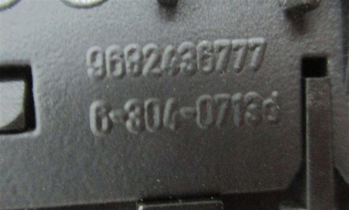 фото №5, Заглушка переключателя citroen c5 iii x7 96637761zd