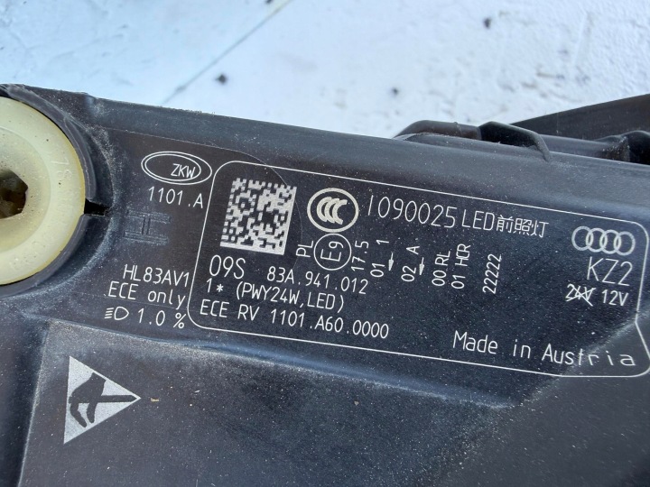фото №9, Фара права audi q3 83a повний led 83a941012