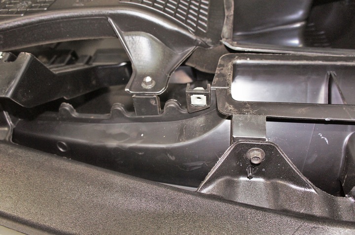 фото №7, Sf210 ford focus mk4 ^ панель капот pulpit консоль європа