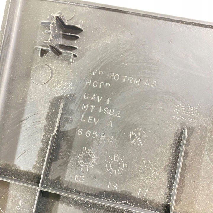 фото №9, Jeep grand cherokee 2019 обшивка стійок