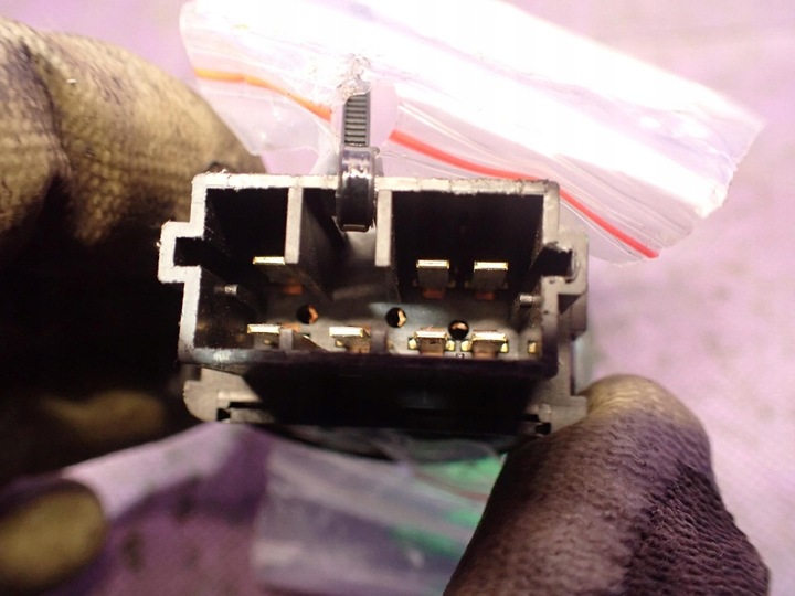 фото №4, Citroen c2 03-08 перемикач скло 96605364xt 7 pin