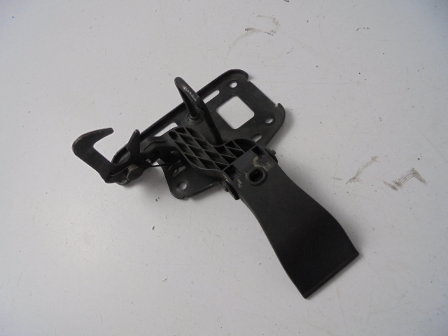 фото №1, Засов замок капота audi q5 8r 12r