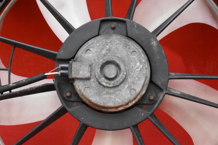 фото №8, Вентилятор модуль 89257-12010 toyota auris 2 ii 1.6 valvematic 132 km 12-15