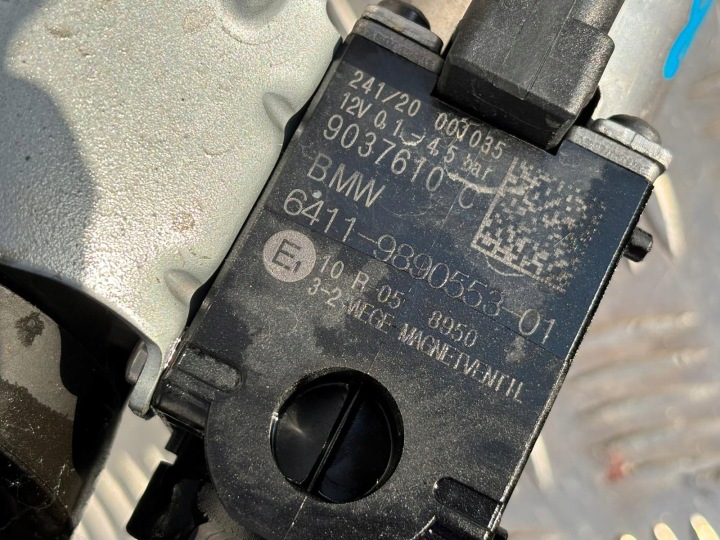 фото №4, Bmw x1 f48 додатковий водяна помпа  8679885 9890553