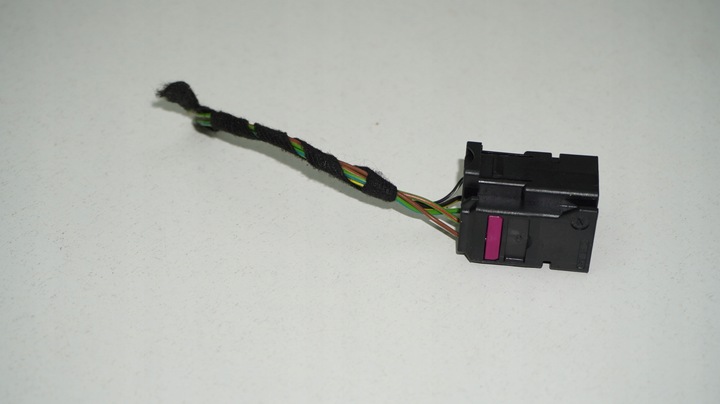 фото №5, Audi volkswagen seat skoda штекер роз'єм з'єднувач 4f0937743