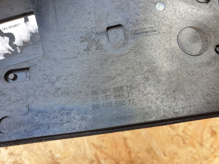 фото №9, Peugeot 3008 ii планка панели dekor 9810159677