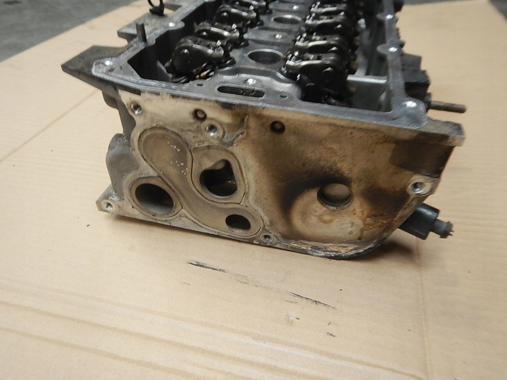 фото №8, Головка + кришка клапанів audi vw caddy 2k5 1.4 tsi 04l103404ae
