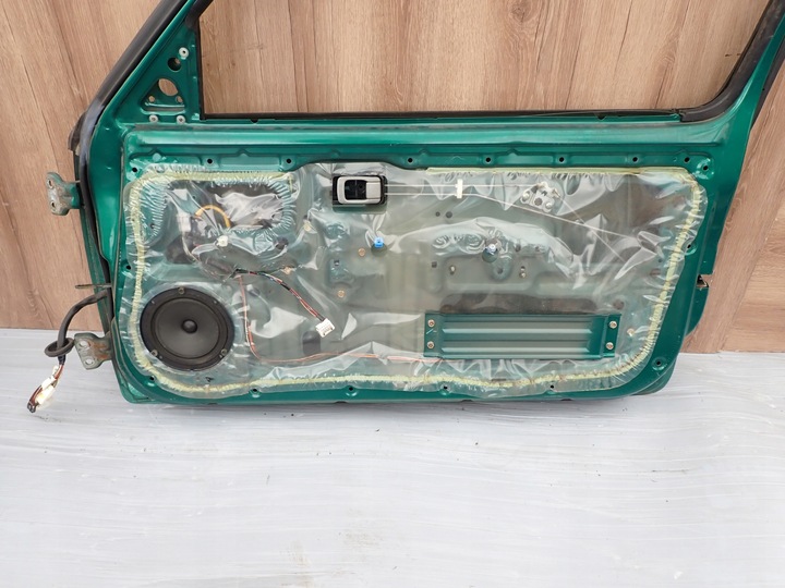 фото №11, Nissan micra k11 5d 92-01 дверь передние правые dv8