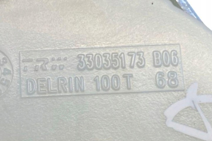 фото №9, Pas безопасности задний средний vw jetta iii 1k2 5c6857807m 1.4l 2013