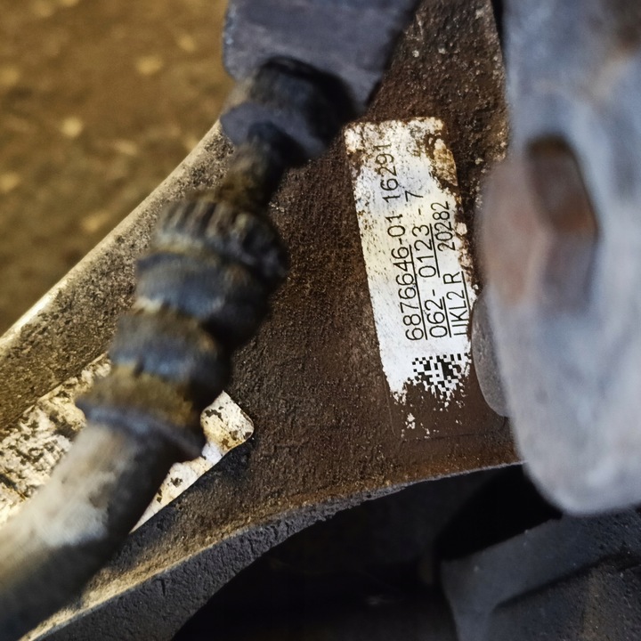 фото №10, Bmw f45 f46 2 поворотна опора 6876646 амортизатор 6874796 праві перед переднє