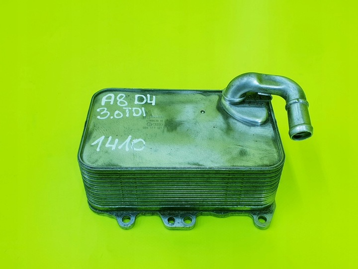 фото №1, Радиатор радиаторов масла a6 c7 a7 c7 q7 a8 d4 q5 3.0 tdi 059117021r