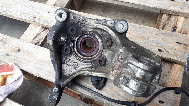 фото №7, S3 8p a3 поворотна опора права праві перед 2.0 tfsi