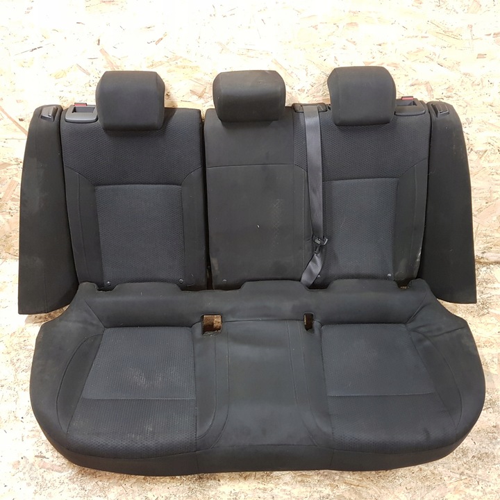 фото №9, Сиденья диван ремни правые левый opel insignia