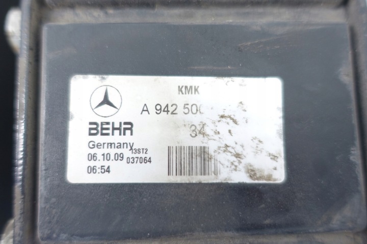 фото №13, Радіатор двигуна mercedes actros mp2 a9425001203