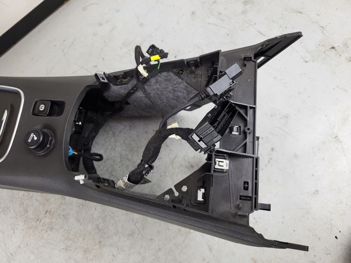 фото №10, Opel astra v k 16r подлокотник туннель средний европа