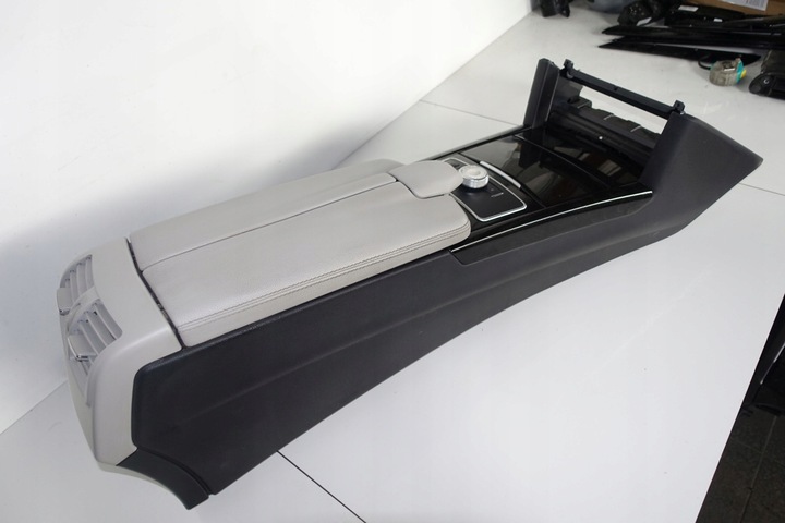 фото №9, Mercedes w212 e-klasa підлокітник бардачок тунель решітка впуск