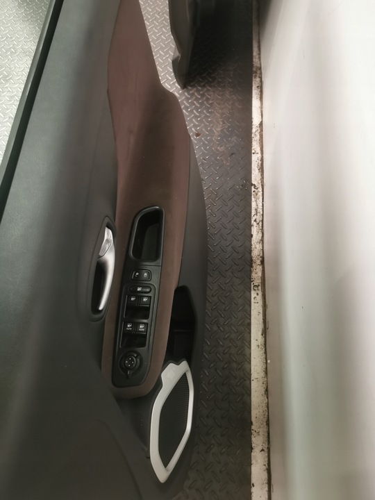 фото №10, Двері праві перед jeep renegade 14 - 400