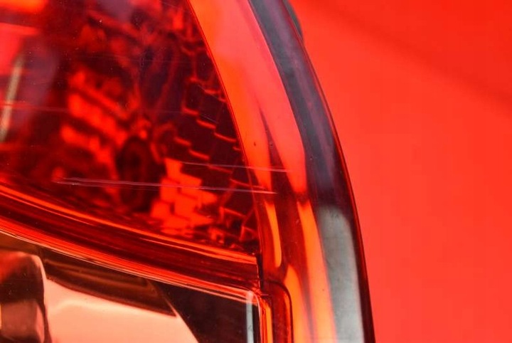 фото №11, Лампа правая зад задняя toyota corolla e12 универсал 00-08