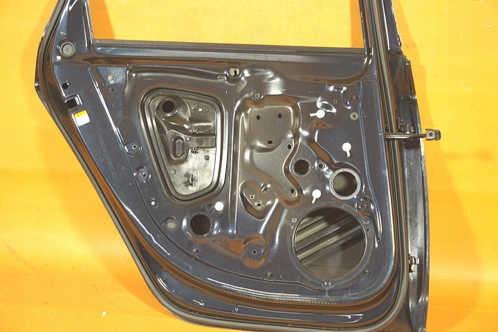 фото №11, Audi a4 8w b9 70km sedan двері зад ліві задні 8w5833051b lx5r