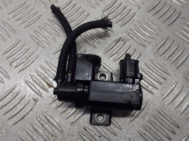 фото №3, Клапан вакуум toyota avensis t25 2.0 d4d 25819-0r011