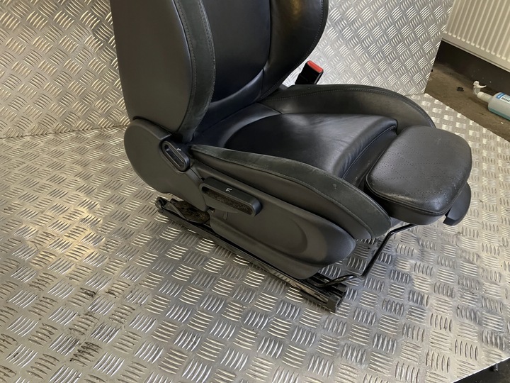 фото №6, Сидіння праві перед mini clubman f54 cooper s