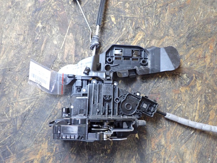 фото №6, Замок двері праві перед mercedes gls ii x166 3.0 17r a0997201601 9539