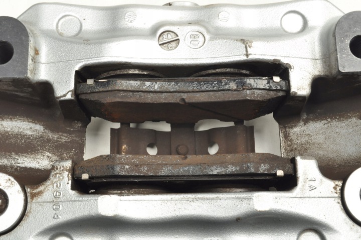 фото №10, Aston martin vantage 4.7 v8 суппорт тормозной правое зад brembo 8429.04