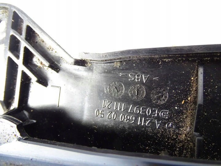 фото №9, Mercedes e класс w211 туннель средний подлокотник синий a2116800350