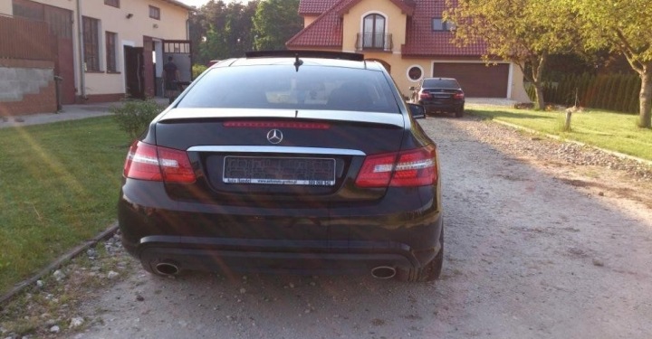 фото №7, Mercedes c207 w212 спойлер спойлер na кришка багажника підкладка!