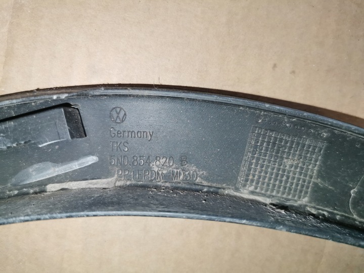 фото №10, Планка підкрилок правий зад vw tiguan 5n0.854.820