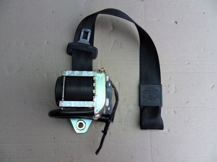 фото №1, Pas безпеки праві audi a3 cabrio 8p7857706a