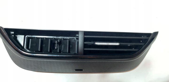 фото №1, Решётка воздуховод европа 5e3820951f skoda octavia iv