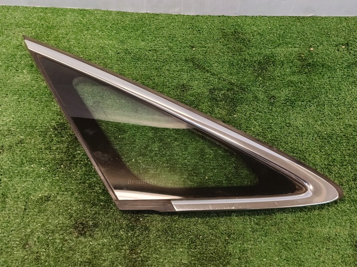 фото №1, Скло кузовна праві перед хром bmw f46