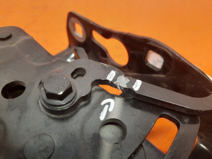 фото №6, Mercedes glc-klasa x253 15-22 петля капота левый a2538800128