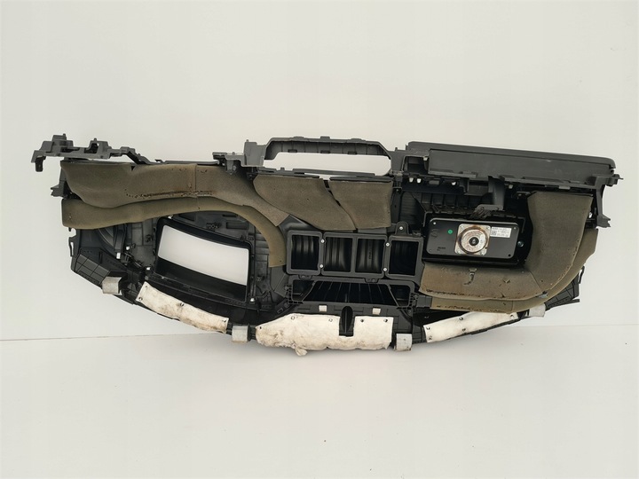 фото №15, Hyundai ioniq 5 v панель консоль подушка безопасности подушки ремни head up