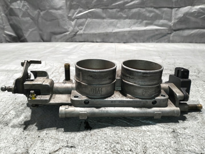 фото №5, Дроссельная заслонка opel sintra 3.0 v6 148kw 3pin оригинальный номер 90411873 gm