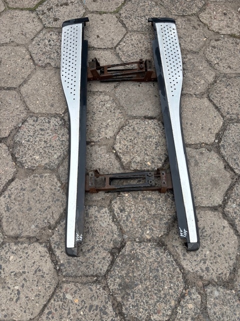 фото №1, Honda cr-v iv пороги градусы накладка левая правая комплект 12-17 r.