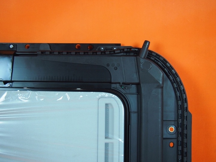 фото №11, Audi a5 8t комплектный люк ролета двигатель 16km 8t8877041e / 8t8959591