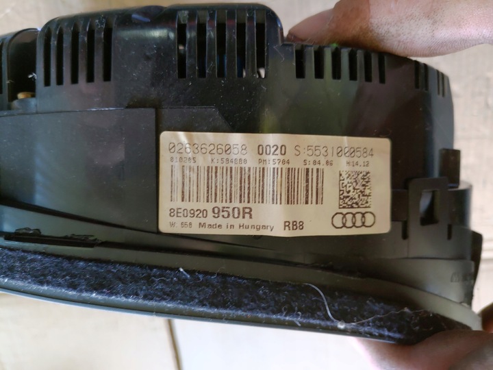 фото №5, Спідометр  прилади audi a4 b7 роки 04-08 uk 8e0920950r
