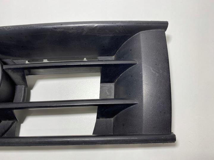 фото №10, Решётка бампера vw polo 6q0853665a 6q0853666c