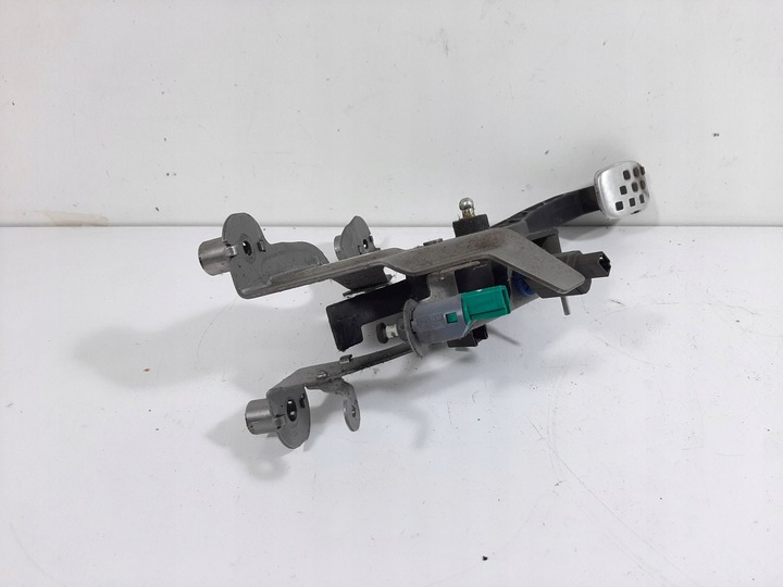 фото №13, Renault scenic iii рестайлинг xmod 1.6dci 13r педаль сцепления 465033612r