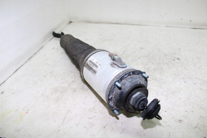 фото №7, Audi a8 d3 tdi амортизатор перед 4e0616040aa правые