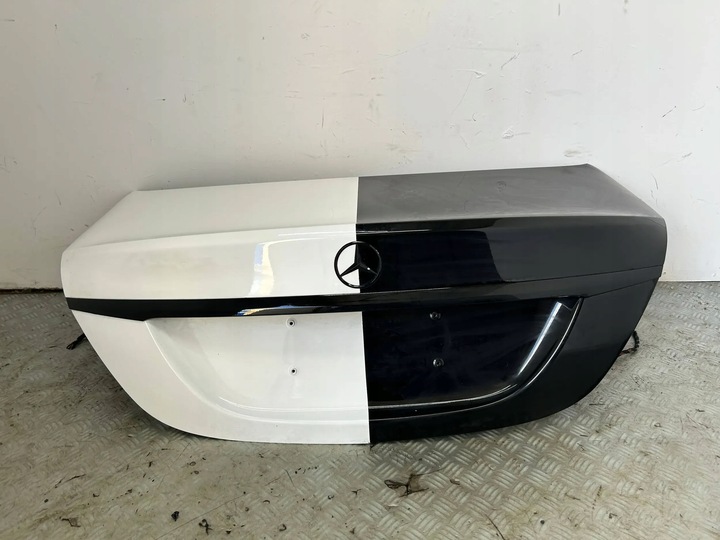 фото №1, Кришка багажника комплектна sedan mercedes c-klasa w205