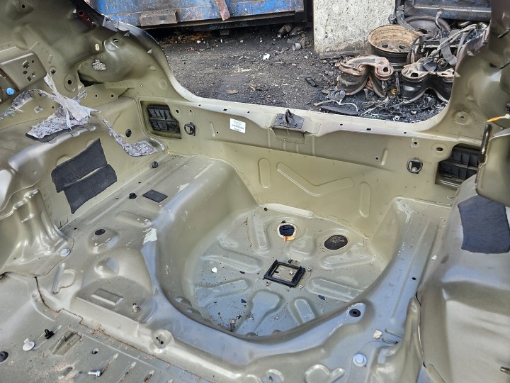 фото №6, Панель задняя пол ванна багажника citroen c3 iii 16-24 hb