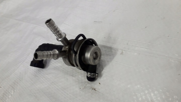 фото №2, Bosch 0280160557 регулятор давления топлива