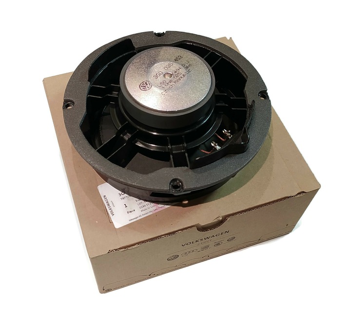 фото №4, Динамик низкочастотный дверь зад vw arteon passat b8