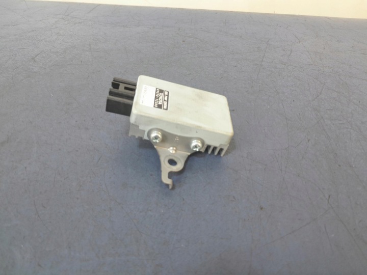фото №4, Toyota auris ii блок управления  модуль насоса топлива 89570-12360
